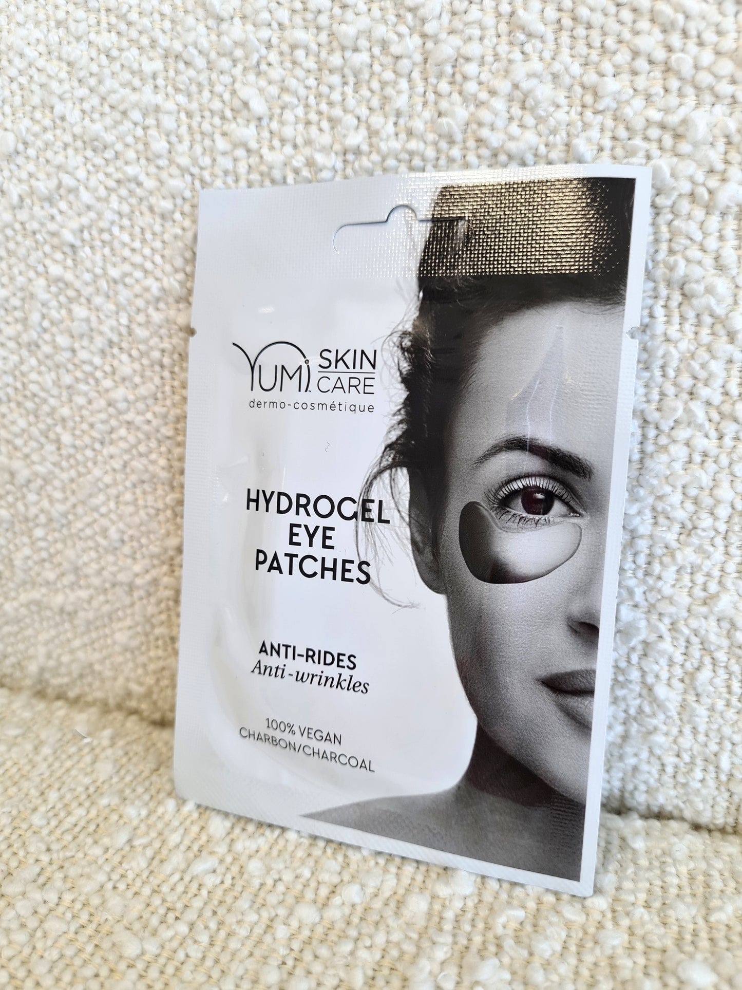 Hydrogel eye patches